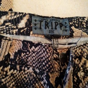 Snakeskin print skinnies